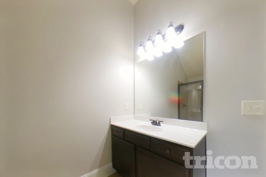 Building Photo - 191 Scenic Hills Dr