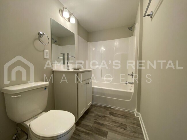 Building Photo - 3 Bedroom Home for Rent in Steele, AL!  DE...
