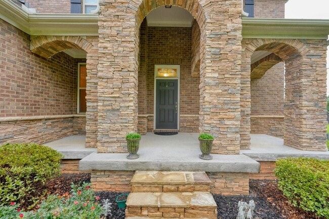 Building Photo - 1010 Chelsey Way