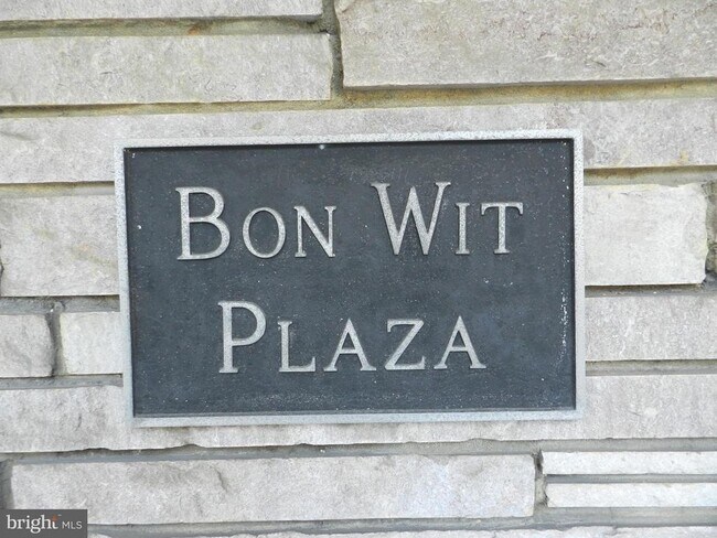 Building Photo - 2401 H St NW