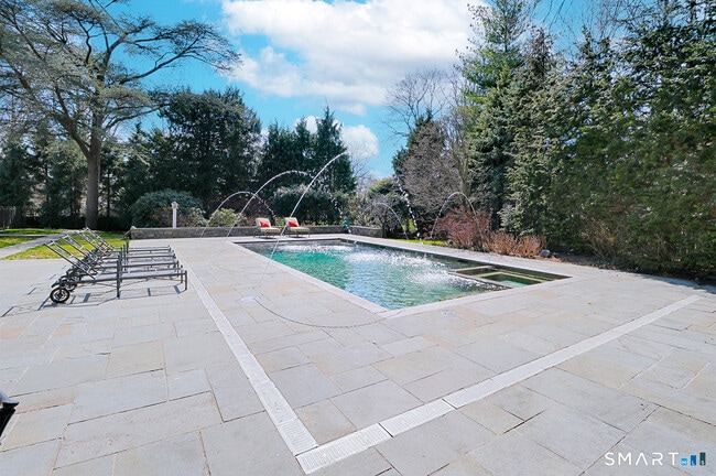 Building Photo - 278 Sunnieholme Dr