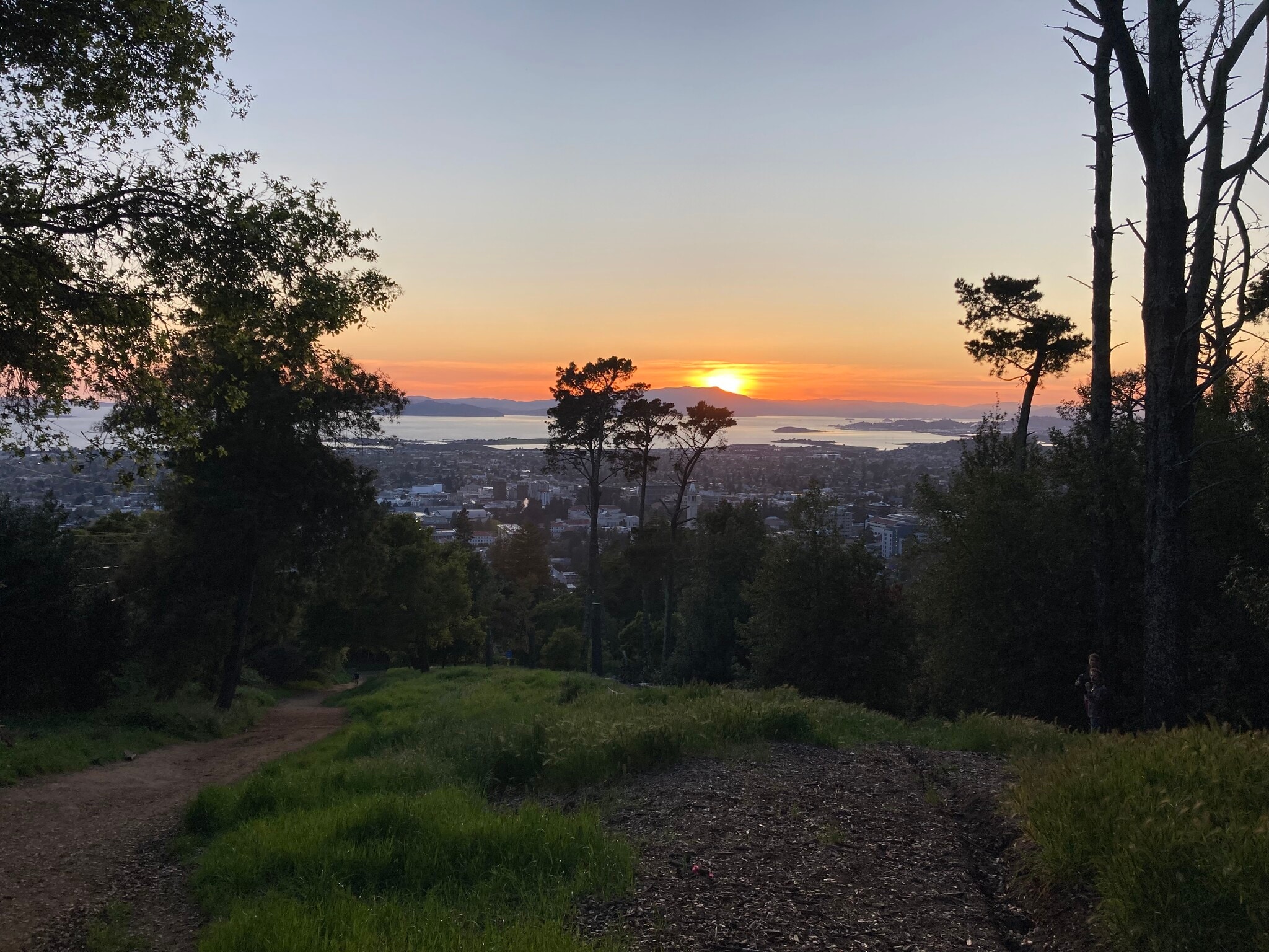 Building Photo - 365 Panoramic Way