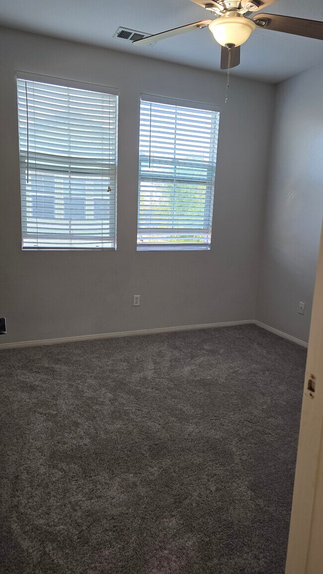 Building Photo - 12267 Chantrelle Dr