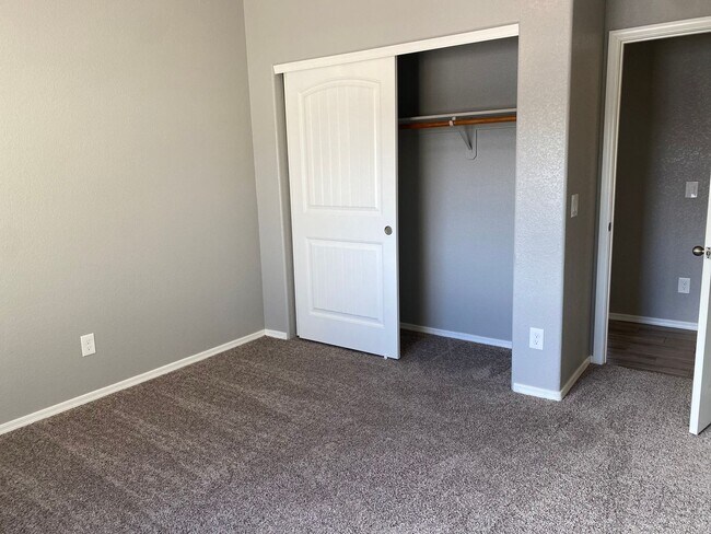 Building Photo - 4BR/2BA/2CG, 1906 sq.ft. rental in Sierra Vista, AZ