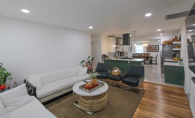 Building Photo - 3119 Eisenhower Dr