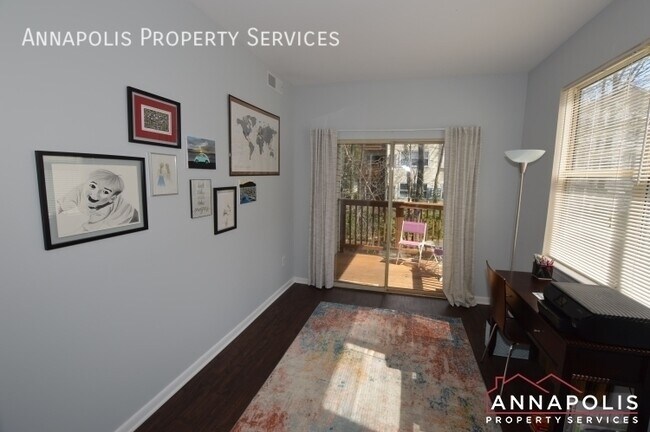 Building Photo - 60H Sandstone Court-