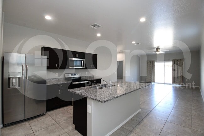 Building Photo - 35408 W San Alvarez Ave