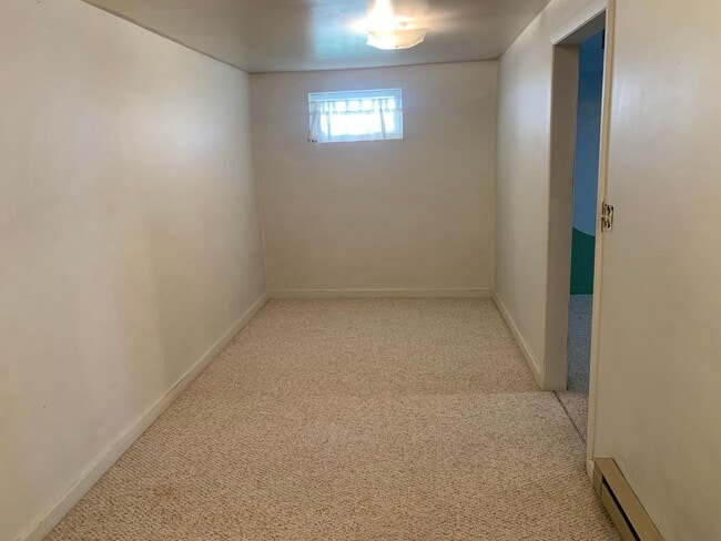 Building Photo - Cute and Charming 2 Bed/ 1 Bath Stand Alone Condo!