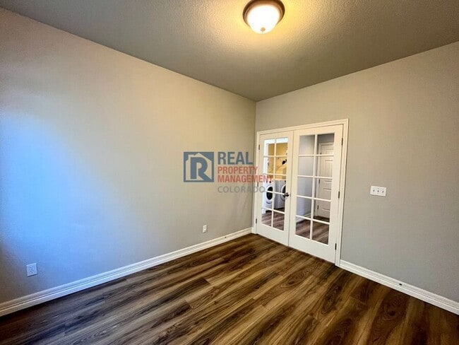 Building Photo - 7665 Buckeye Tree Ln