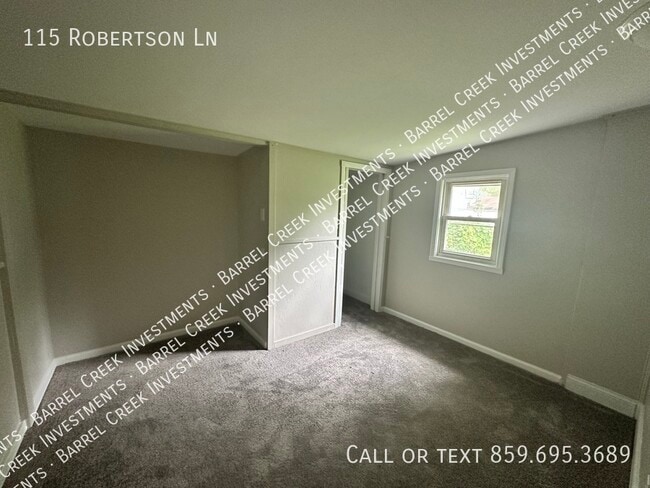 Building Photo - 115 Robertson Ln