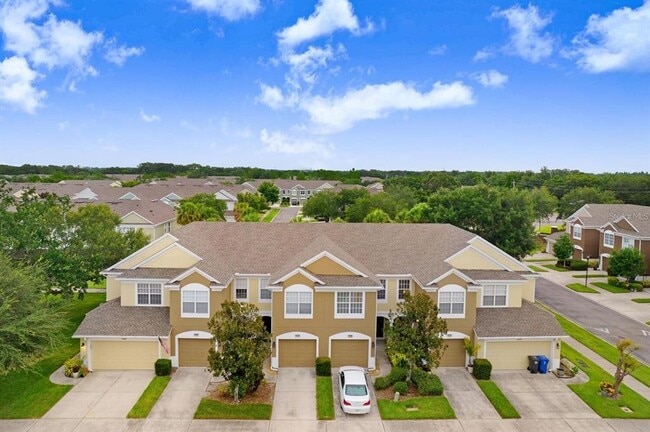 Building Photo - 10222 Pink Palmata Ct