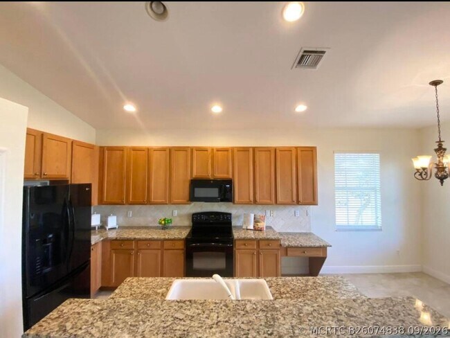 Building Photo - 2097 Wingate Bend
