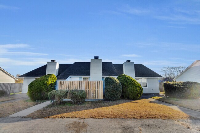 Building Photo - 118 Witten Cir