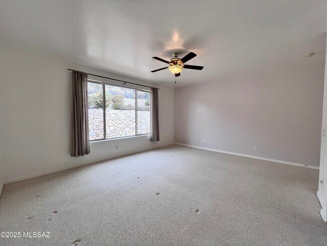 Building Photo - 7449 E Ridge Point Rd