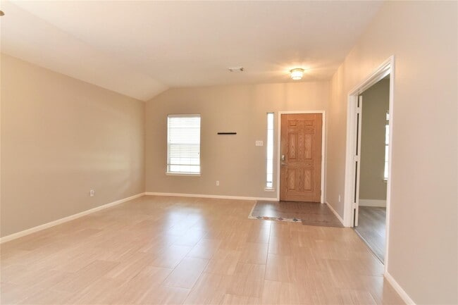 Building Photo - 21611 Oakbridge Park Ln