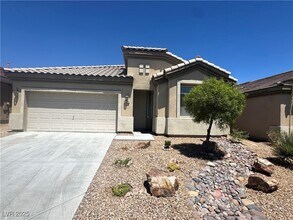 Building Photo - 7396 Bedford Pine Ct