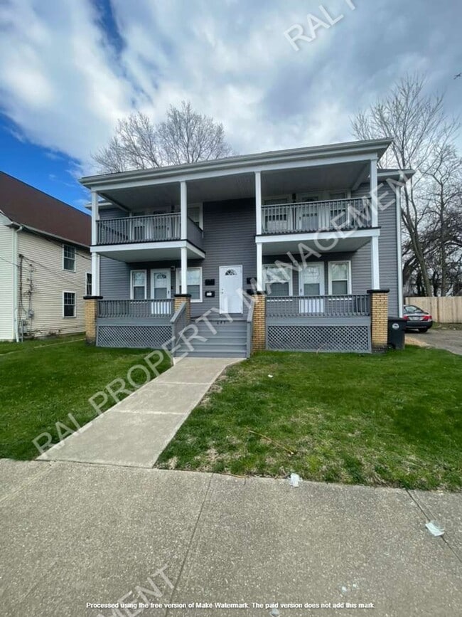 Building Photo - 2 bd Apt Cash Pay/Section 8