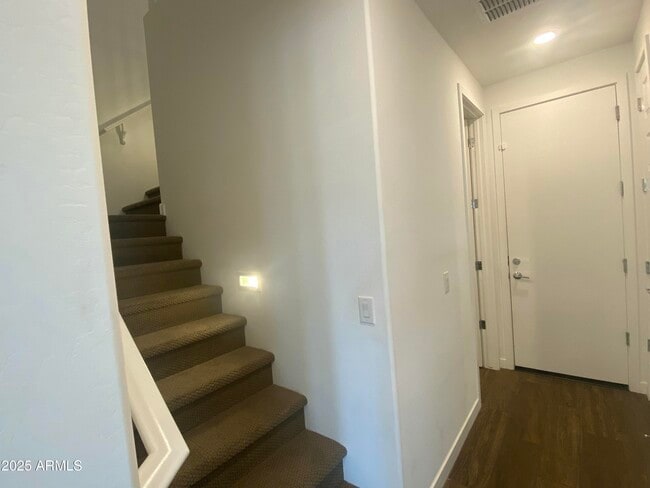 Building Photo - 4077 S Sabrina Dr