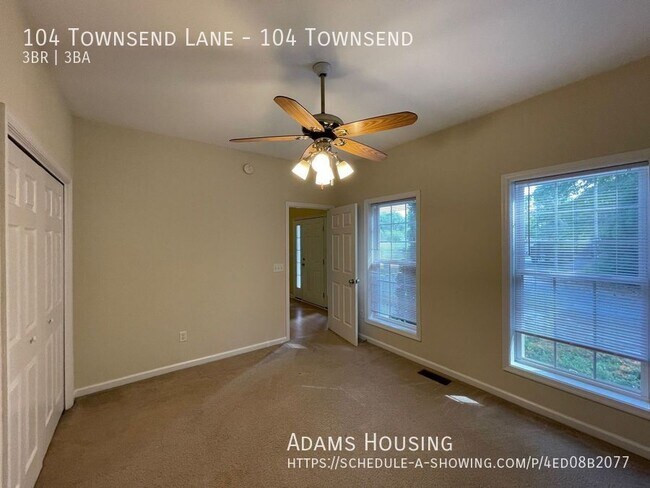 Building Photo - 104 Townsend Ln