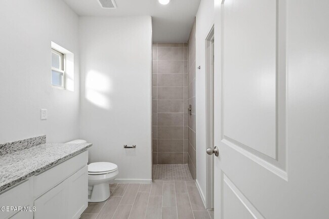 Building Photo - 1237 Irish Summer Pl