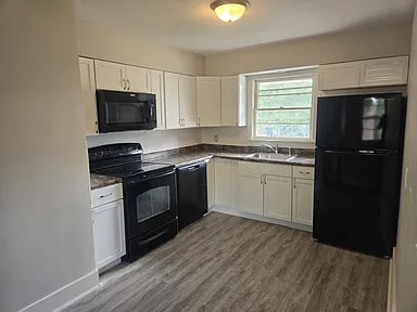Building Photo - 441 N 39th St