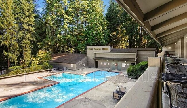 Building Photo - 6779 138th Ave NE