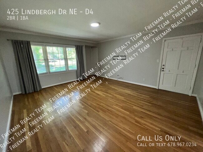 Building Photo - 425 Lindbergh Drive NE