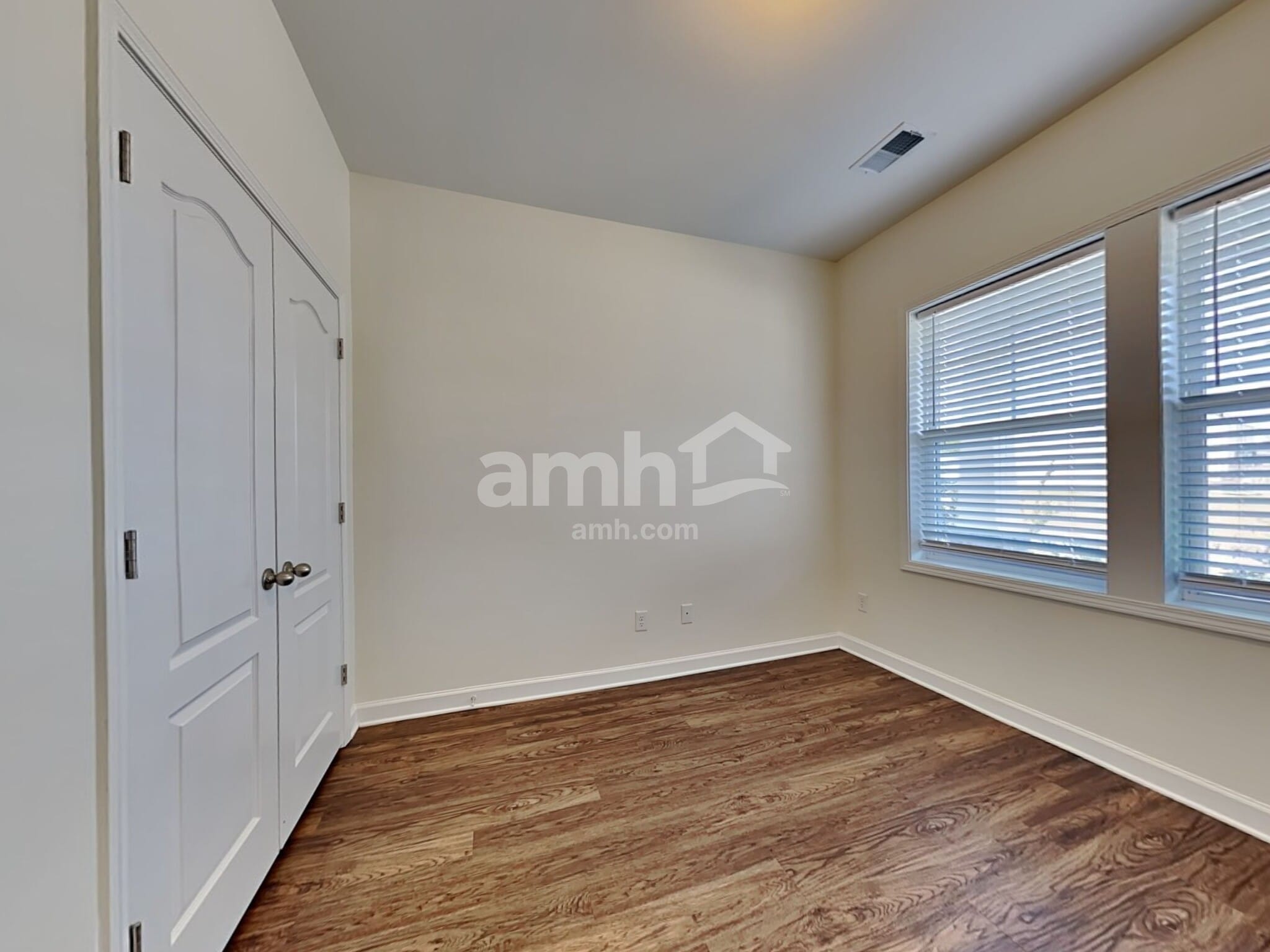 Building Photo - 449 Brookgreen Dr