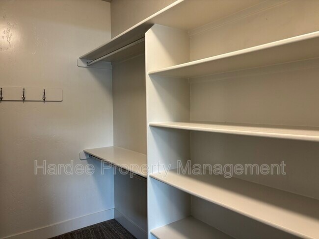 Building Photo - 3000 S Bown Way