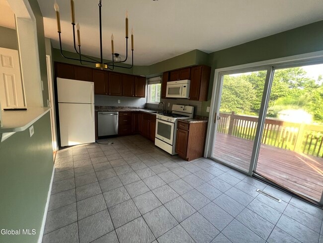 Building Photo - 9 William Paca Ct