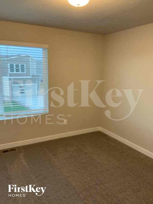 Building Photo - 11123 Murrelet Dr