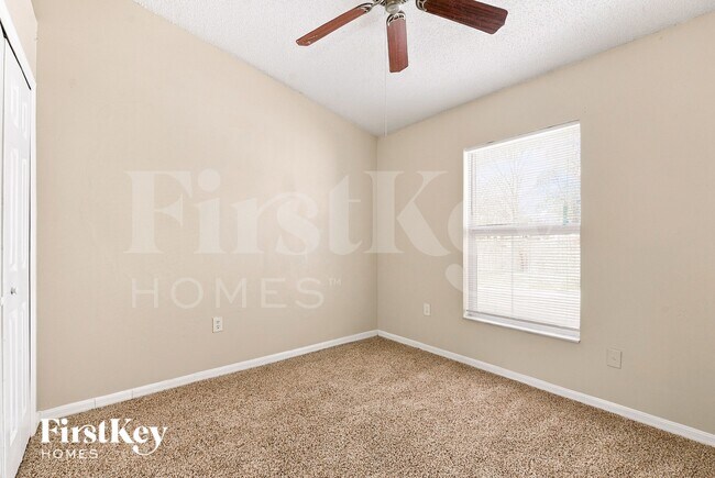 Building Photo - 6505 Viewpoint Ct