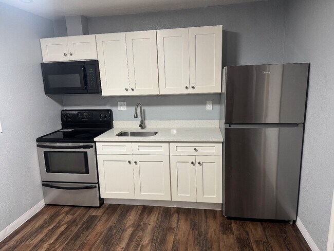 Primary Photo - 3416 S 70th St