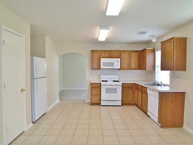 Building Photo - 7335 Kransburg Ranch Dr