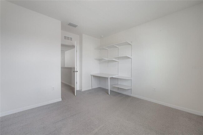 Building Photo - 16701 Maude Dr