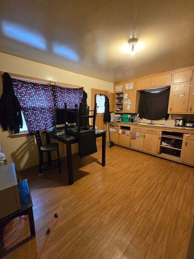 Primary Photo - 4604 N 54th St