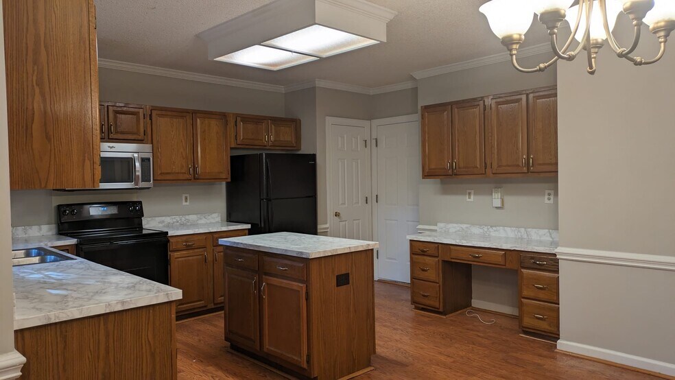 Building Photo - 4926 Benthaven Ln