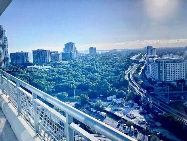 Building Photo - 60 SW 13th St