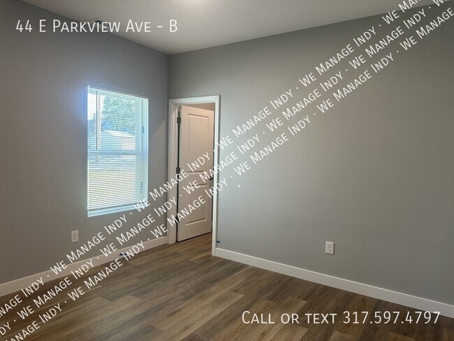 Building Photo - 44 E Parkview Ave