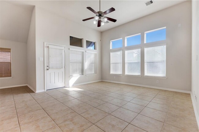 Building Photo - 2403 Snowy Egret Drive