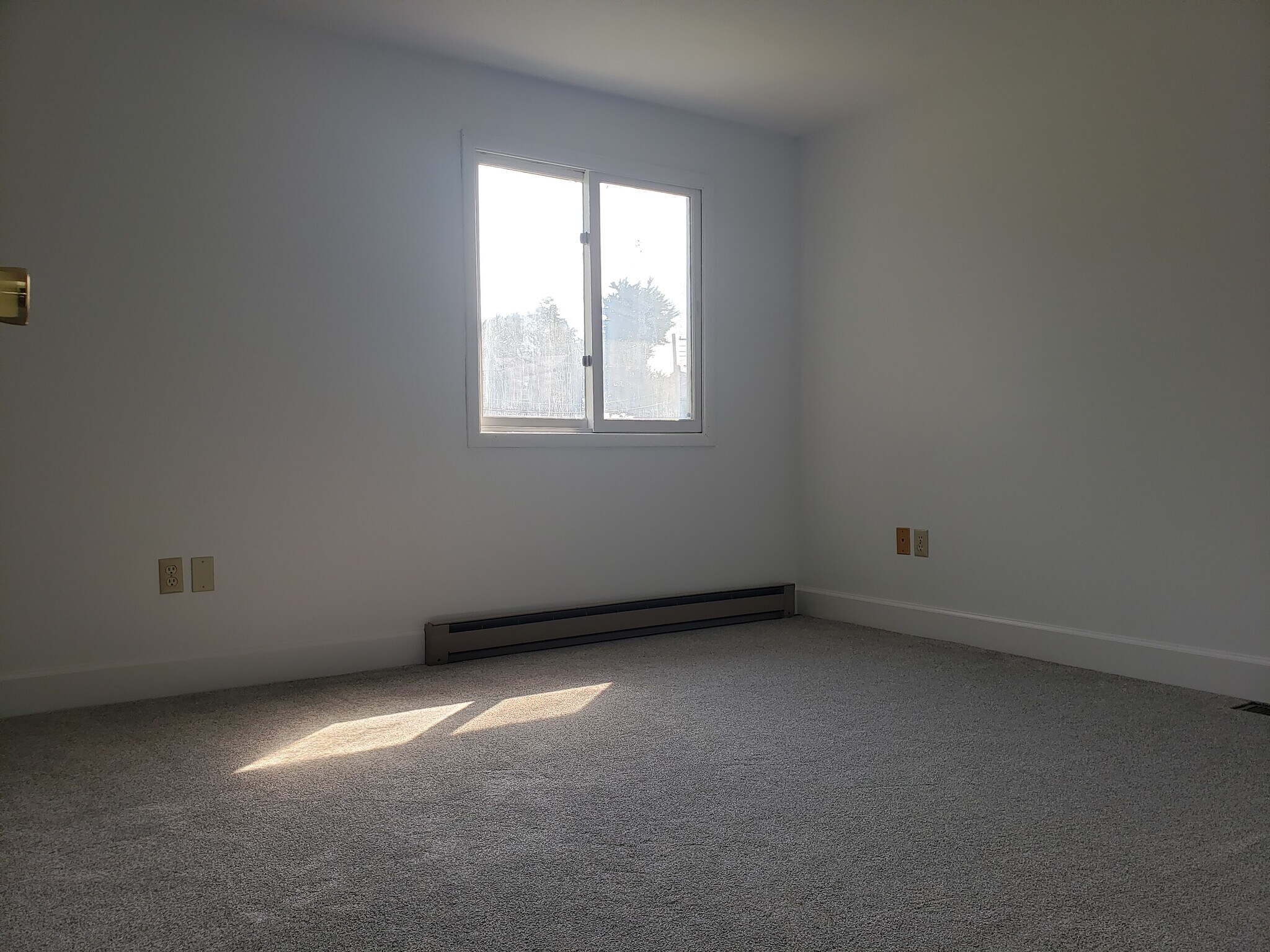 bedroom 1 - 47 4th Ave