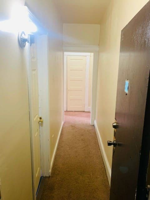 Building Photo - 411 Wethersfield Ave