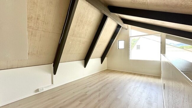 Building Photo - 94-451-451 Keaoopua St