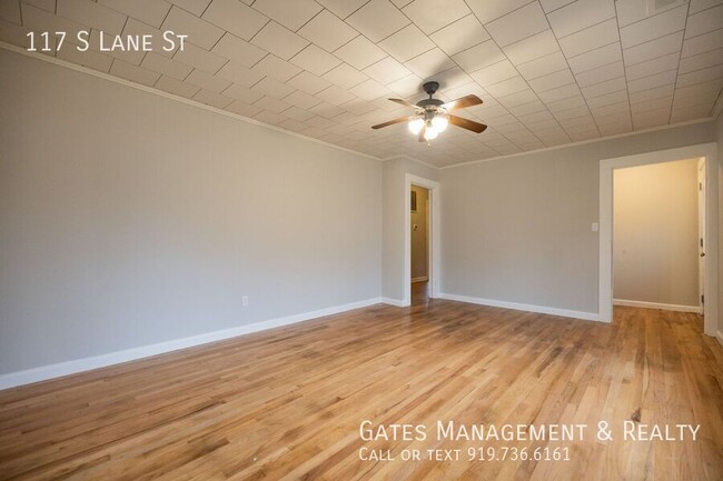 Building Photo - 117 S Lane St