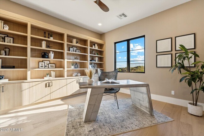 Building Photo - 15609 E Palatial Dr