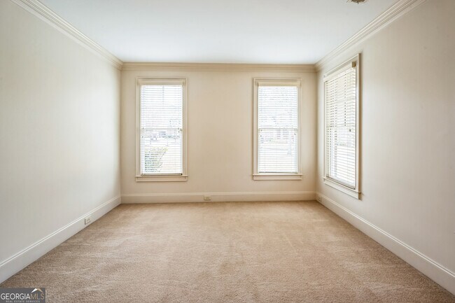 Building Photo - 3393 Willow Glen Trail