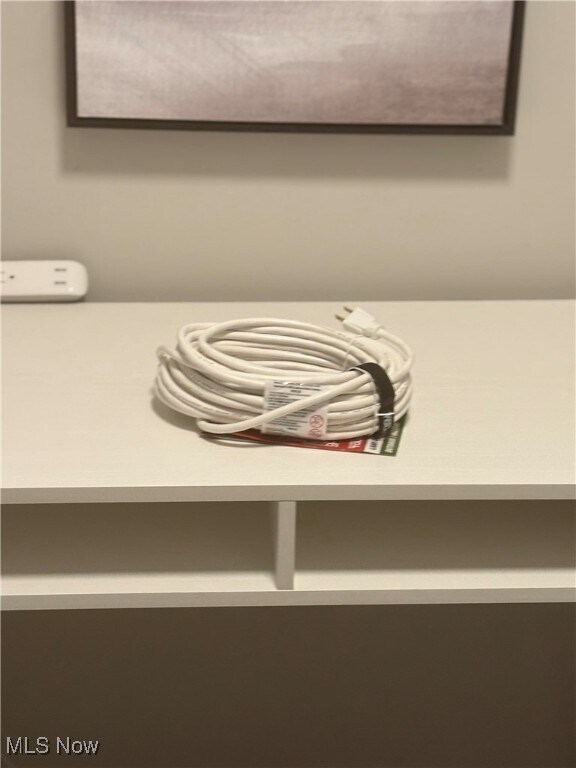 Building Photo - 12520 Edgewater Dr