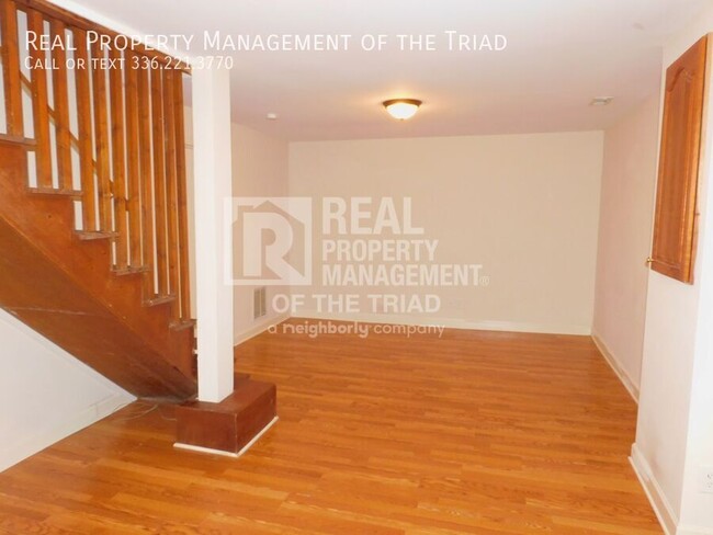 Building Photo - 1104 Madison Ave