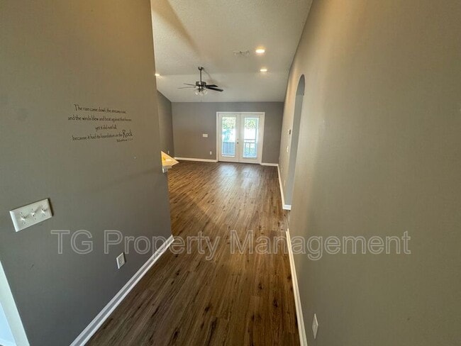 Building Photo - 86269 Venetian Ave