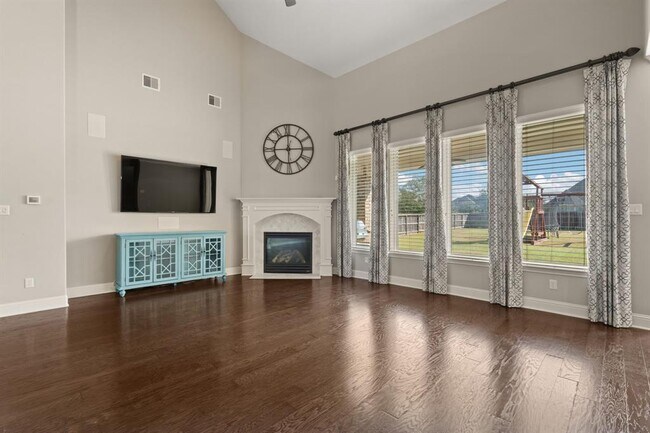Building Photo - 16916 W Caramel Apple Trail